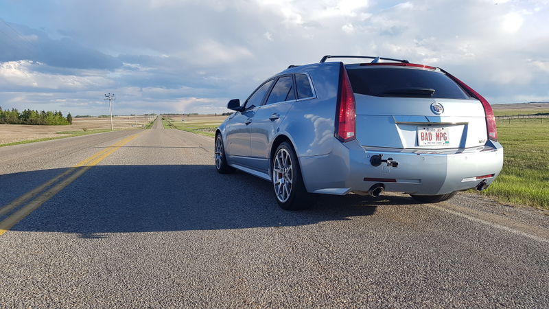 Illustration for article titled This Is The Appropriate Reaction To Finding A Sweet CTS-V Wagon In The Garage